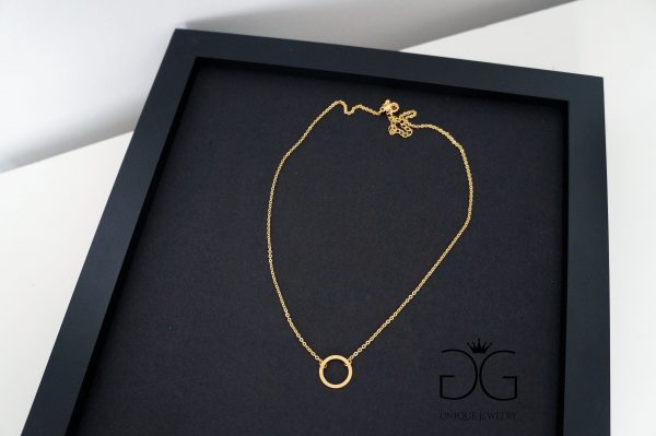 GG UNIQUE GOLD CIRCLE KARMA NECKLACE