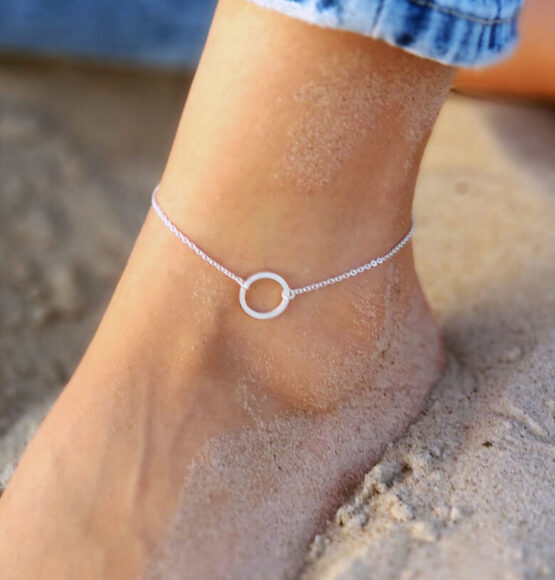 Minimal style silver color karma circle anklet