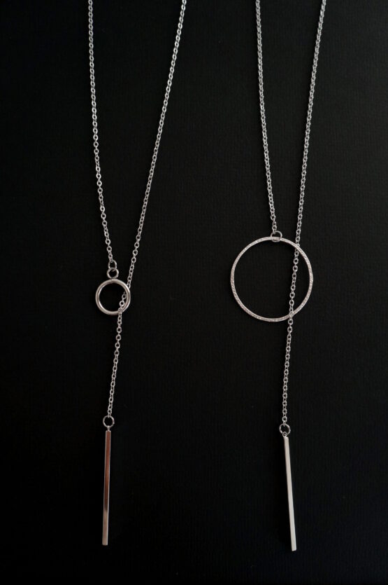 Minimal necklace with silver plated necklace