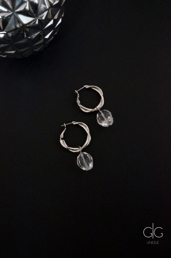 Twisted hoop earrings with mountain crystal stones - GG UNIQUE