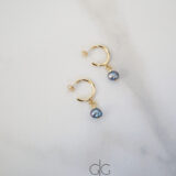 Mini golden hoop earrings with dark fresh-water pearls GG UNIQUE
