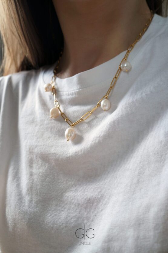 Stylish massive chain with big freshwater pearls - GG UNIQUE