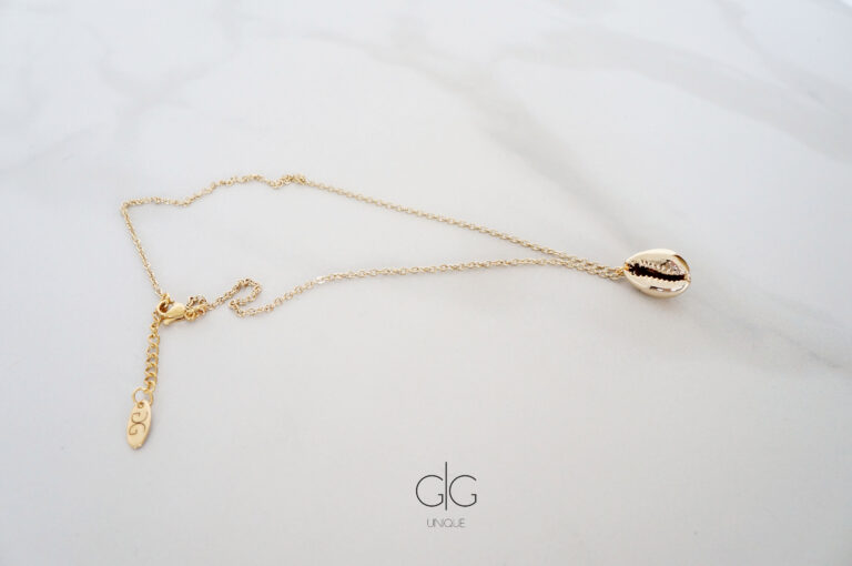 Natural shell necklace with gold plating - GG UNIQUE