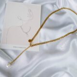Gold color necklace with a freshwater pearl - GG Unique
