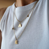 Trendy gold plated letter necklace - GG UNIQUE