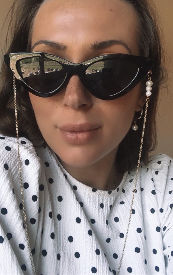 Thin gold plated glasses chain with freshwater pearls - GG UNIQUE