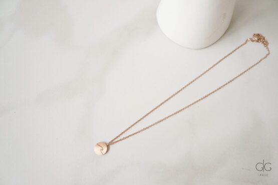 Minimal wave necklace in rose gold - GG UNIQUE