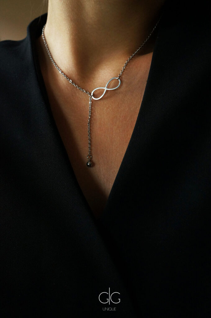Infinity sivelr necklace - GG UNIQUE