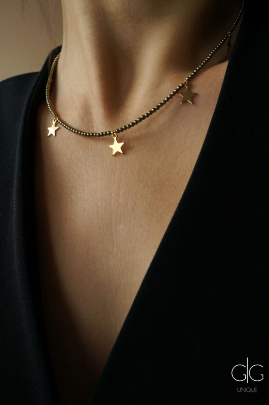 Star necklace in gold with hematite stones - GG UNIQUE