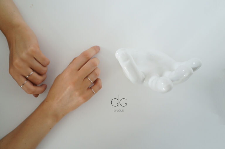 Modern minimal silver ring - GG UNIQUE