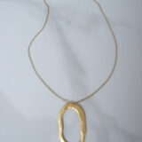 Minimal long necklace with a large oval ring - GG UNIQUE
