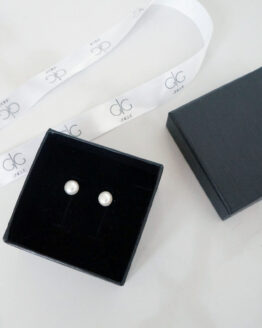 Classic pearl earrings - GG UNIQUE