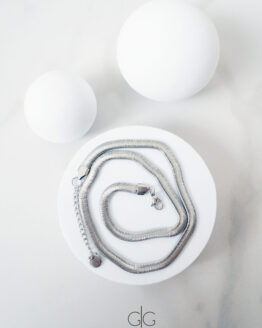 The minimal snake style necklace chain in silver - GG UNIQUE