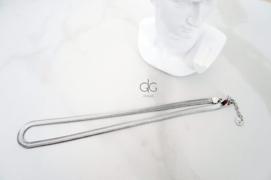 The minimal snake style necklace chain in silver - GG UNIQUE