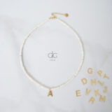 Small pearl necklace with a letter - GG UNIQUE