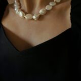 Pearl mass necklace with golden details - GG UNIQUE