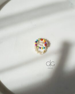 A set of modern colorful rings with pearls - GG UNIQUE