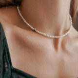 Small pearl necklace with a silver heart - GG Unique