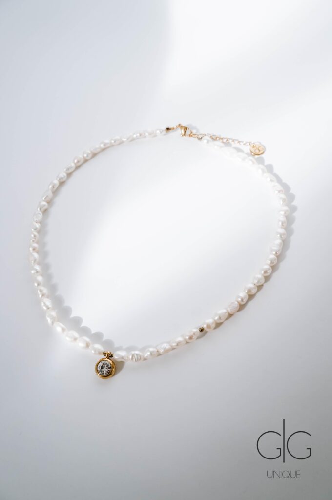 Pearl necklace with zircon pendant - GG Unique