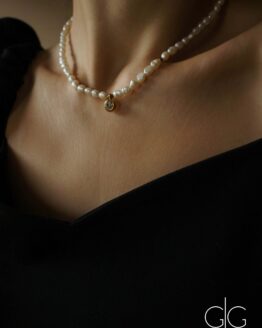 Pearl necklace with zircon pendant - GG Unique