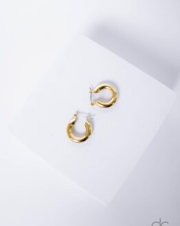 Simple gold plated hoop earrings - GG Unique