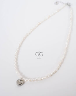 Pearl necklace with heart pendant - GG UNIQUE