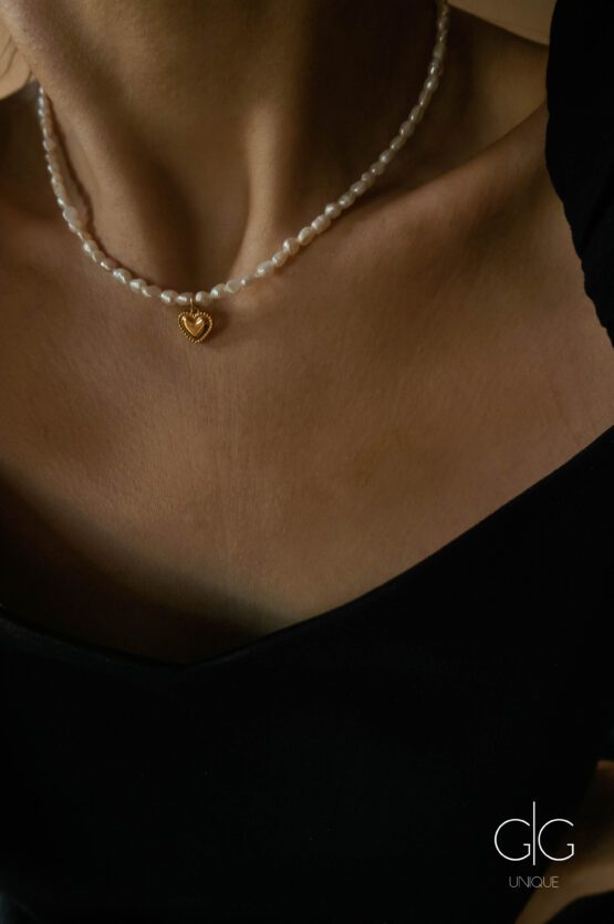 Pearl necklace with heart pendant in gold - GG UNIQUE