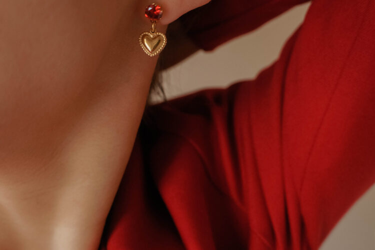 Mini heart and red zircon earrings - GG UNIQUE