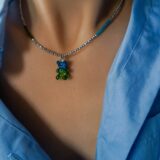 Exclusive blue/green teddy bear necklace - GG Unique