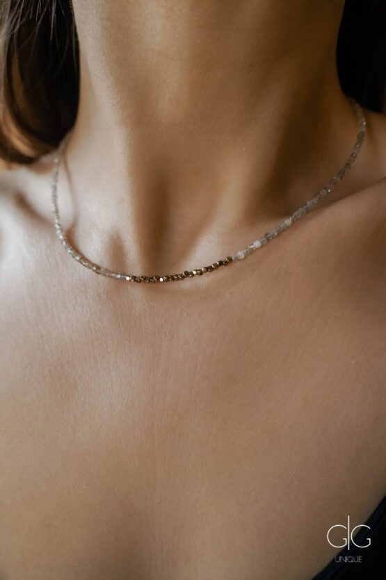 Labradorite stone necklace - GG Unique