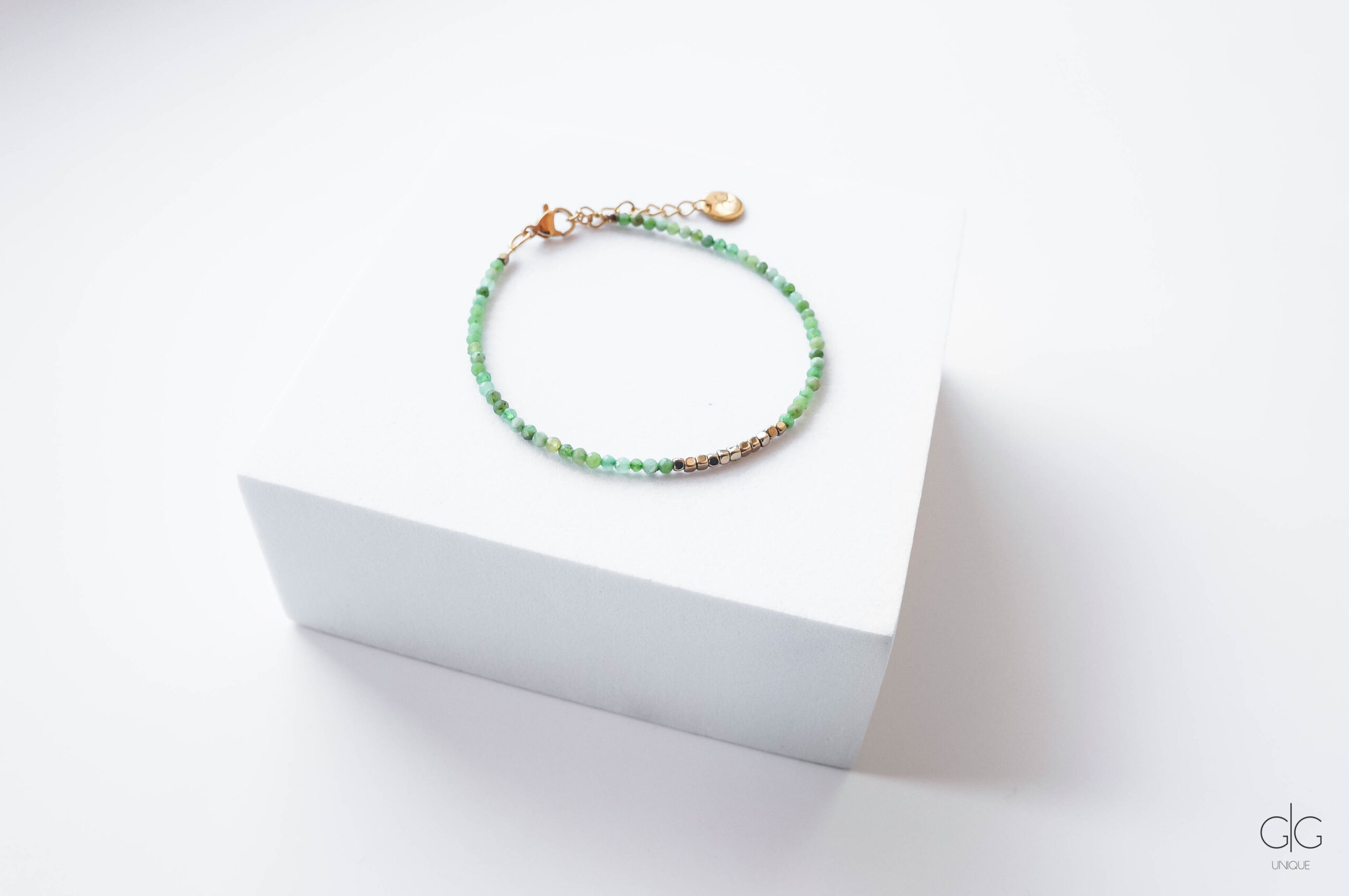 Green nephrite stone bracelet - GG Unique