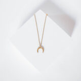 Minimal moon chain necklace - GG Unique