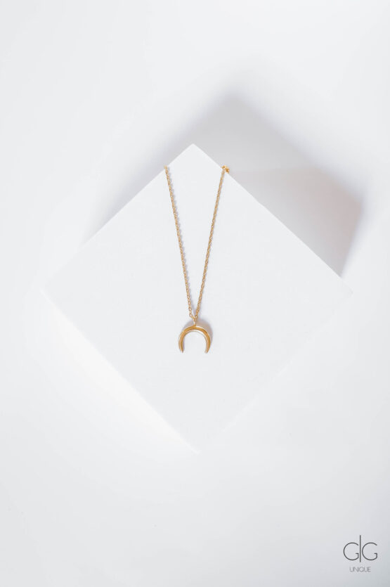 Minimal moon chain necklace - GG Unique