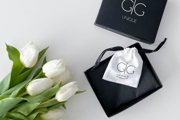 A mother's day gift of endless love - GG Unique