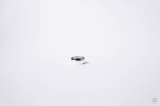 Minimal thick silver ring - GG Unique