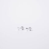 Minimal silver triangle earrings - GG Unique