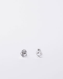 Minimal silver swarovski earrings - GG Unique