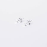 Minimal silver tiny triangle earrings - GG Unique
