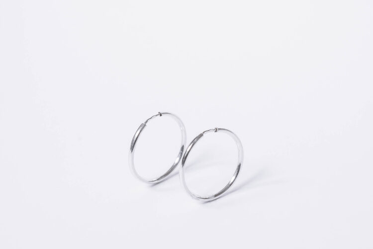 Minimal silver hoop earrings - GG Unique