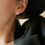 Minimal silver heart earrings - GG Unique