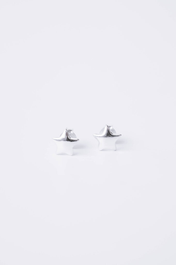 Minimal silver star earrings - GG Unique