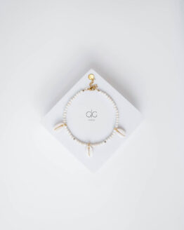 White anklet with seashells - GG Unique
