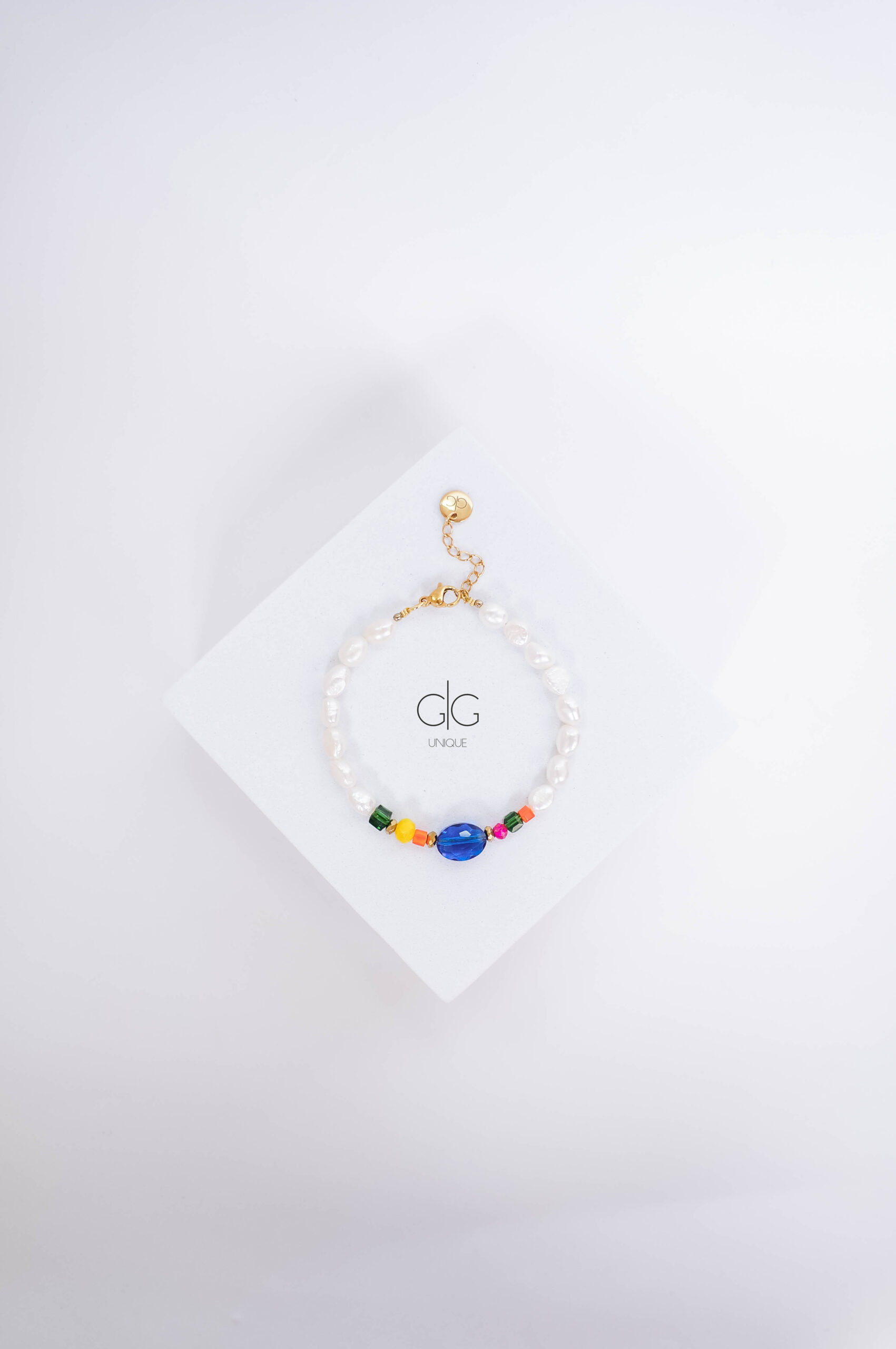 Pearl bracelet with colorful crystals - GG Unique