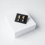 Exclusive gold earrings with small pearls - GG Unique