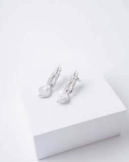 Exclusive silver earrings with Keshi pearls - GG Unique