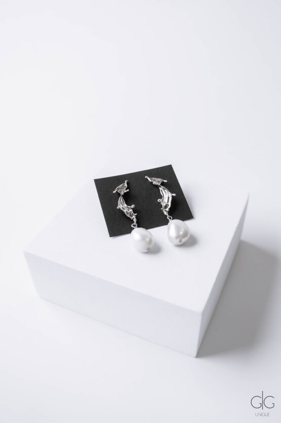 Exclusive silver earrings with pearls - GG Unique