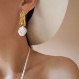 Exclusive gold earrings with Keshi pearls - GG Unique