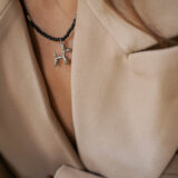 Black necklace with dog in silver - GG Unique