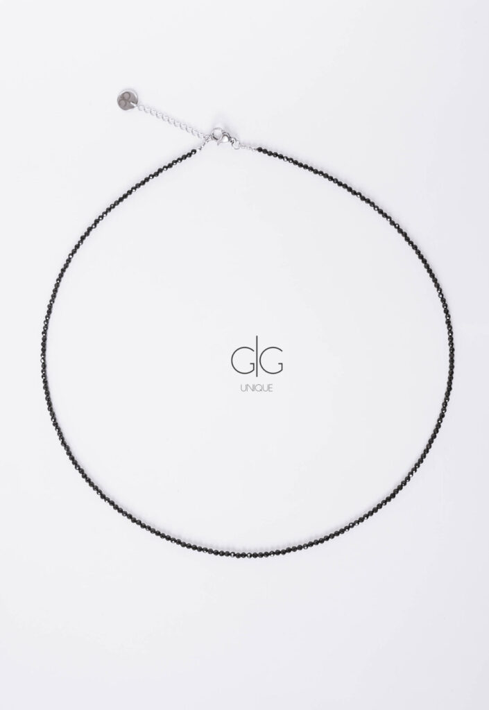 Spinel stone necklace