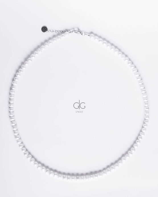 Trendy unisex pearls necklace